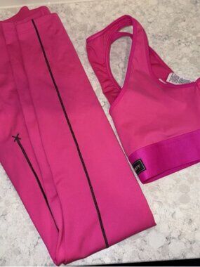 Savage X Fenty Hotline High Waist Leggings (S) and Racerback Bra (M) - Pink Set